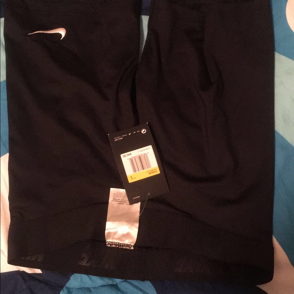 Nike short tight